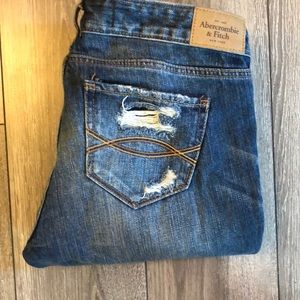 0R (Regular) Women’s Abercrombie and Fitch Jeans